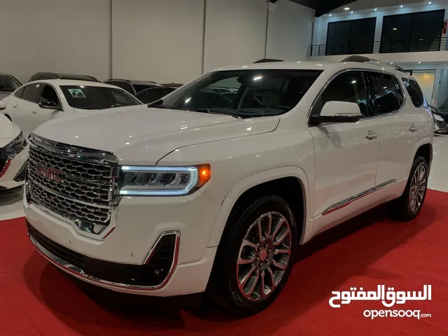 GMC Acadia Denali 2023