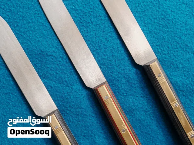 سكاكين تقطيع مطعمة بالنحاس صناعة يدوية