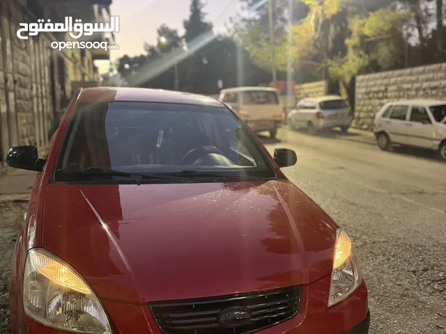 كيا برايد سياره حلوه ونضيفه للبيع  مطور 1.6