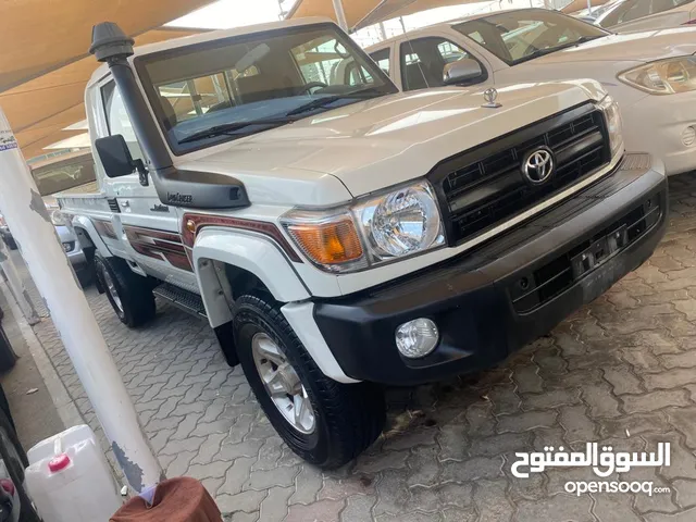 Used Toyota Land Cruiser in Sharjah