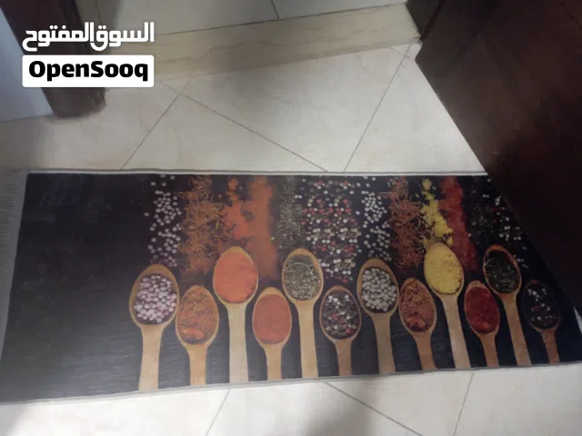 سجاد مطبخ بحاله ممتازه 4 قطع ماركه birllant