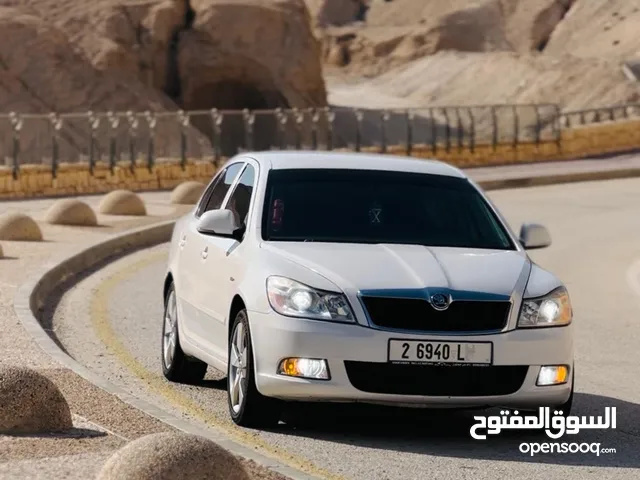 سكودا اوكتافيا رمش