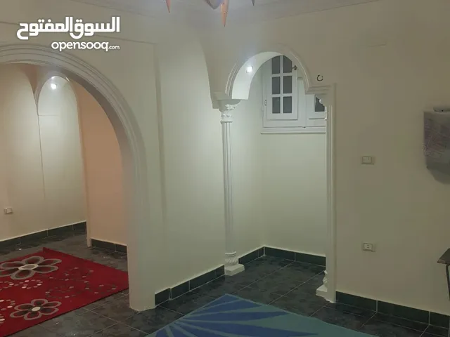 مكتب ادارى فخم للايجار في لوران شارع الاقبال مباشره 100متر