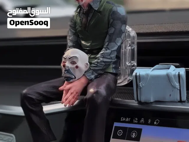 مجسم الجوكر الحجم مناسب يوجد توصيل لجميع محافظات العراق High-quality Joker figurine. Buy now, rare