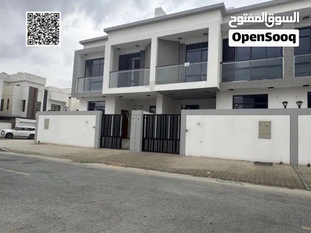 *Umفيلا تاون هاوس للبيع بالباهية - عجمان زاوية على شارعين - 6 غرف نوم -روف واسع - شامل رسوم التسجيل