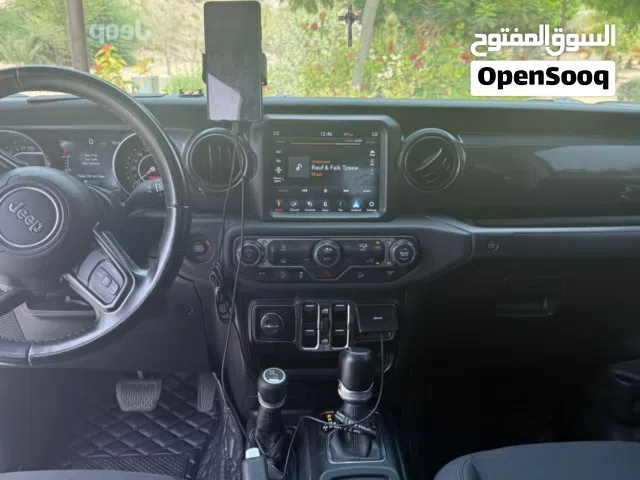 Jeep gladiator 2022 free 30k service reduce price only in ramadan from 12.500 to 11,000