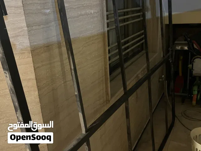 سوباية و ملحقاتها كاملة للي يريد يسوي مخزن اسفل السرير او يبدل القديم مالته