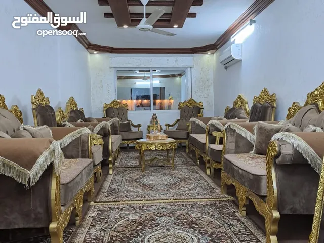 182 m2 More than 6 bedrooms Apartments for Sale in Irbid Al Quds Street