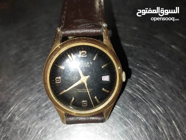 ساعه سويسري اصلي قديمه جدا بحالة جيده جدا من نوادر النوادر عمرها اكثر من 90 عام جميله جدا