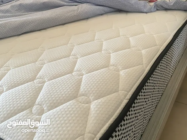 مرتبه فرديه توين Twinًجيبية متوسطة الصلابة 120*220 مضاد للحساسيه من هوم بوكس استخدام نظيف جدا.