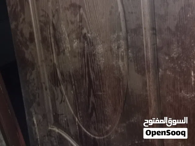 باب خشب ثقيل  جديد مش مستخدم