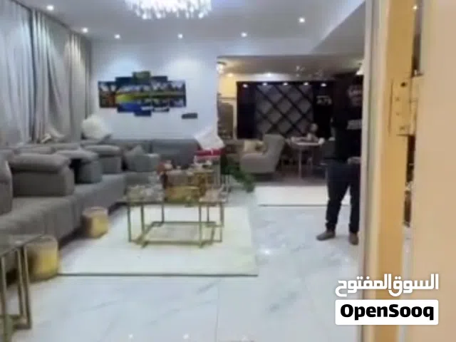 300 m2 More than 6 bedrooms Villa for Rent in Sana'a Haddah