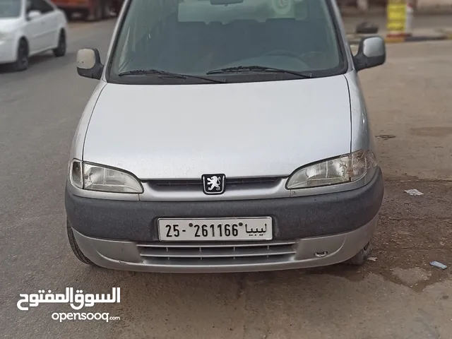 Used Peugeot Landtrek in Zawiya