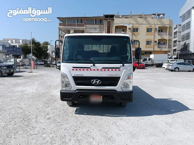 HYUNDAI EX5 CARGO TRUCK 4.0 LTR MODEL: 2020 RUNNING KM:98000 PASSING AND INSURANCE : DEC 202