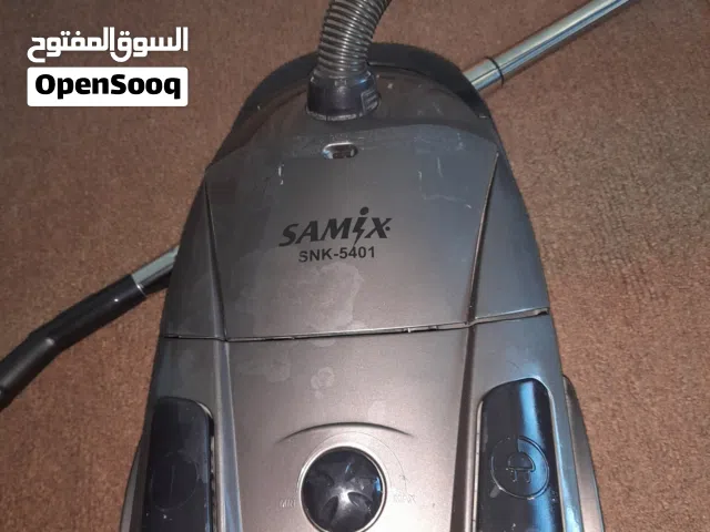 مكنسة  فارة سامكس بحالة جيدة شغاله 100 بالميه للبيع بسعر 20 دينار للضرورة