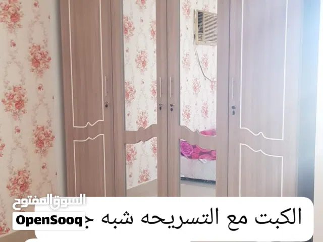 للبيع كبت مع كبت نعال