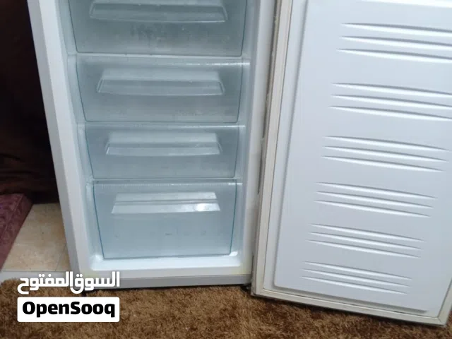 فريزر كونكا نوعه كوري سلفر 4 جوارير بحالة الوكاله للبيع استخدام بيت سبب بيع السفر