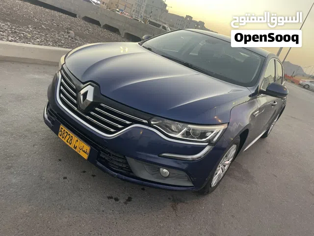 2017 رينو تاليسمان Standard