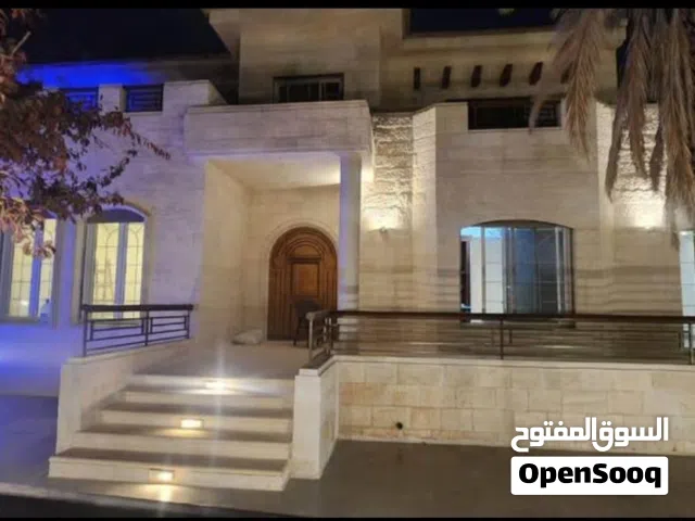 530 m2 4 Bedrooms Villa for Sale in Amman Umm Al-Amad