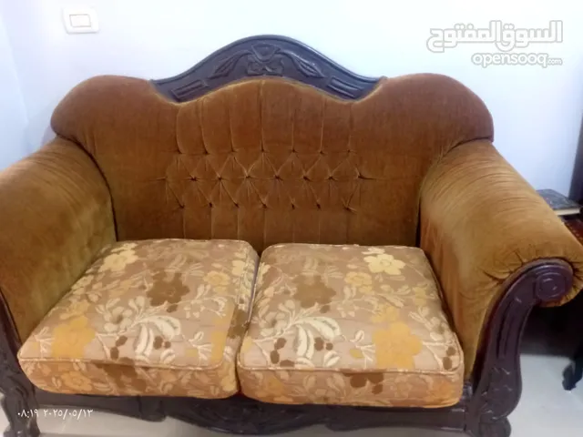 طقم كنب حالة جيدة