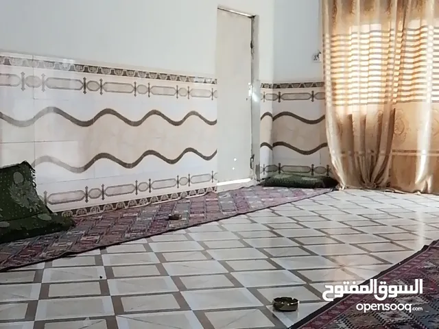 100 m2 Studio Townhouse for Rent in Basra Tannumah