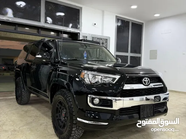 Used Toyota 4 Runner in Benghazi