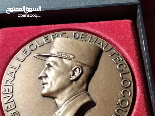 ميدالية برونزية للجنرال لوكليرك
