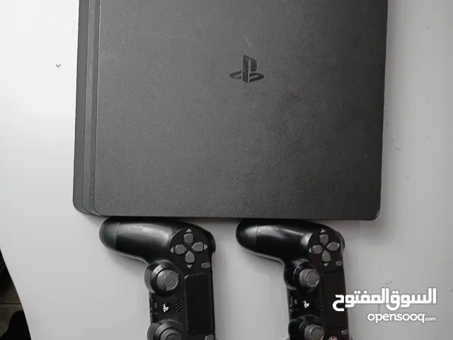 للبيع جهاز ps 4 نظيف وبحالة جيدة For sale ps4