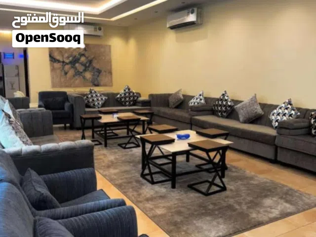 3 Bedrooms Chalet for Rent in Dhofar Salala