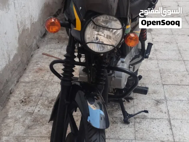 2025 باجاج بوكسر