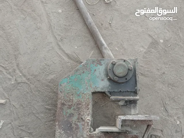 معدات المنيوم