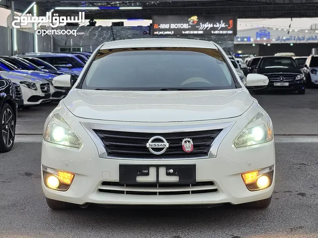 نيسان التيما خليجي فل ابشن بصمه كروس كنترول جنوط المنيوم 4سلندر مايحتاج اي شي جاهز للبيع في عجمان ال