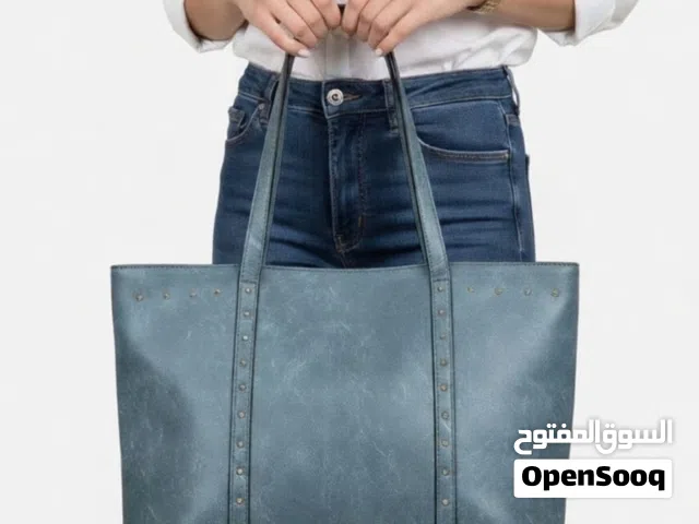 Hand Bags Multicolor for sale  in Ramallah and Al-Bireh