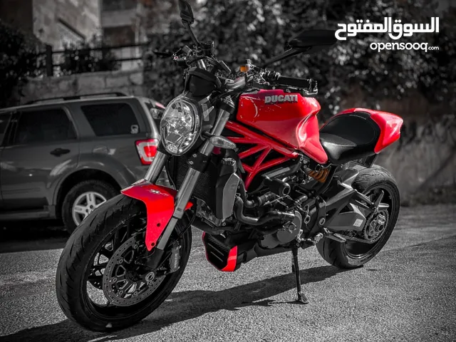 Ducati Monster 1200 S 2014 in Amman