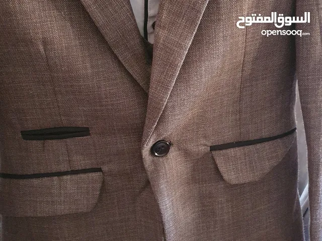 بدلة ولادي لبسه وحده