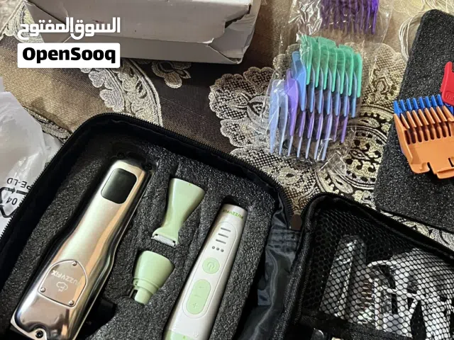 باكيت كامل لأدوات الحلاقة مكينة حلاقة