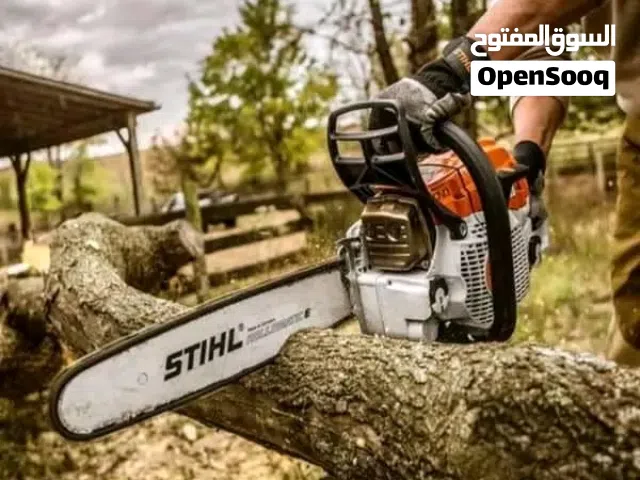 السلام عليكم ..يوجد خدمة قص وتنظيف الاشجار والنخيل بالمنشار البنزين داخل طرابلس مع توفير النقل