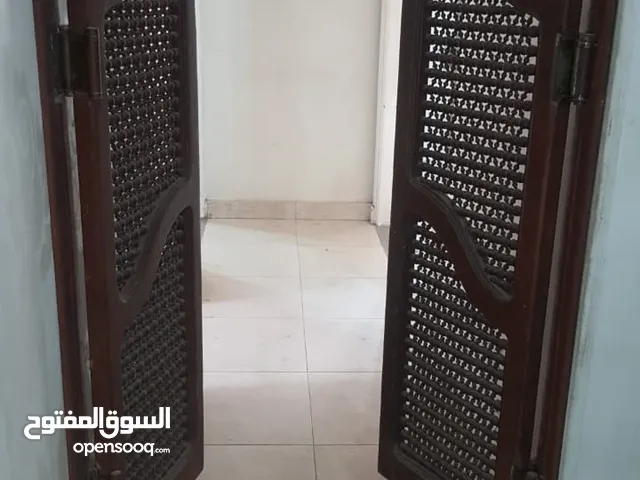 باب مروحة حالة ممتازة