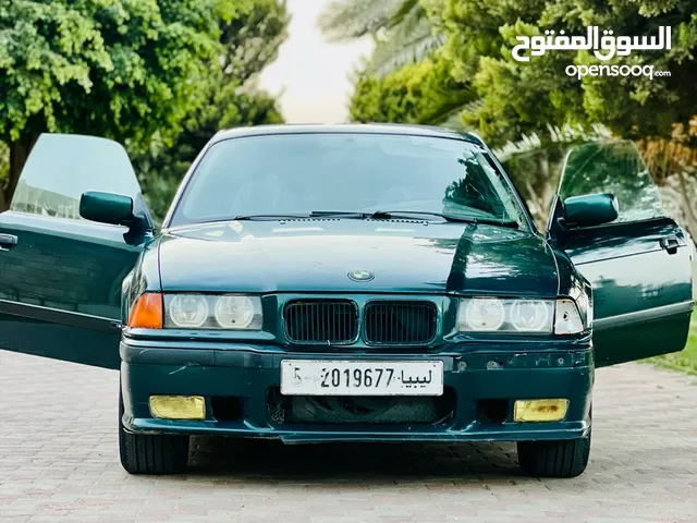 Bmw cupe 325 توماتيك