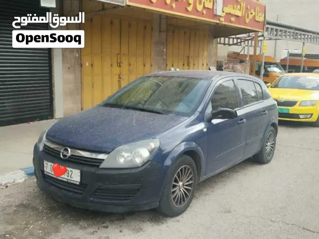 Used Opel Astra in Ramallah and Al-Bireh