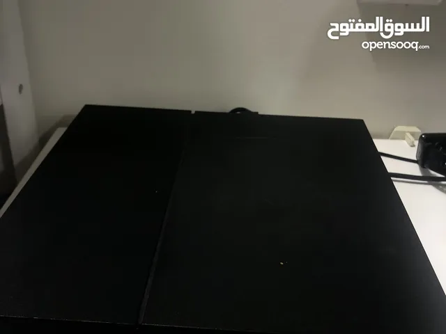 للبيع بليستيشن 4 45 دينار ويا كل اغراضها