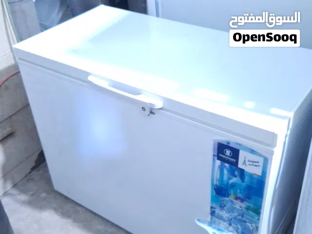 بيع فريزر ويستوبوينت حجم كبير بحاله ممتازه جدا مع التوصيل والكفاله