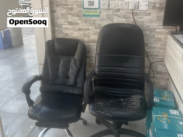 كراسي حالة جيدة