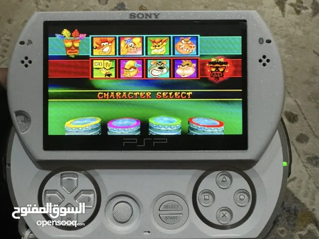 With charger 3d printing grip- PSP go 128gb modded