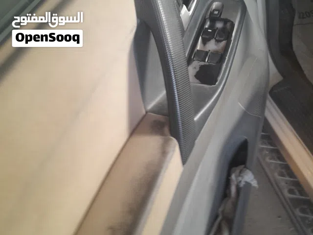 للبيع شاشة  سامسنج  42 بوصه بالحامل