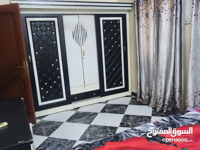 300 m2 3 Bedrooms Apartments for Rent in Aden Shaykh Uthman
