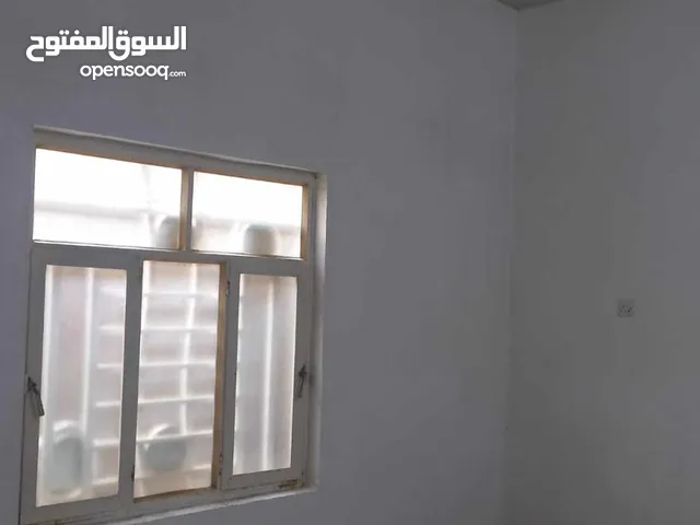 150 m2 2 Bedrooms Townhouse for Rent in Basra Al Asdiqaa
