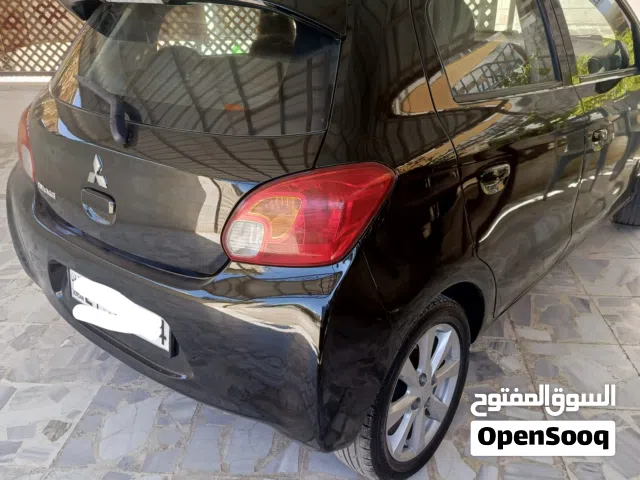 2014 ميتسوبيشي ميراج Standard