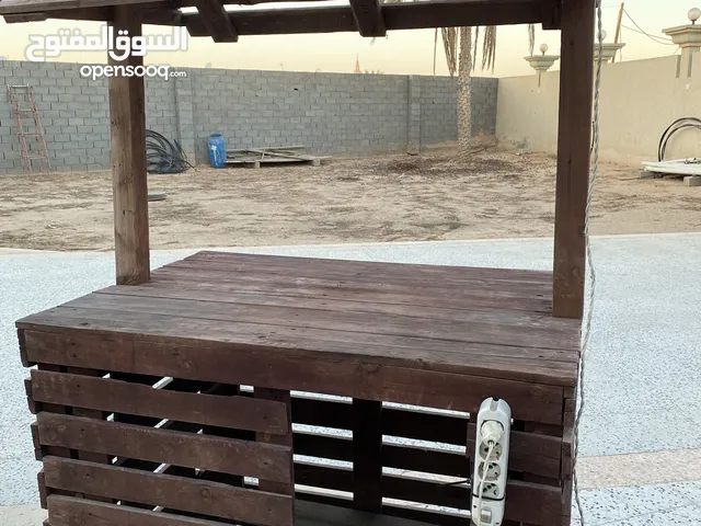 بيع عاجل: كشك صغير بحالة جيدة بيع مستعجل