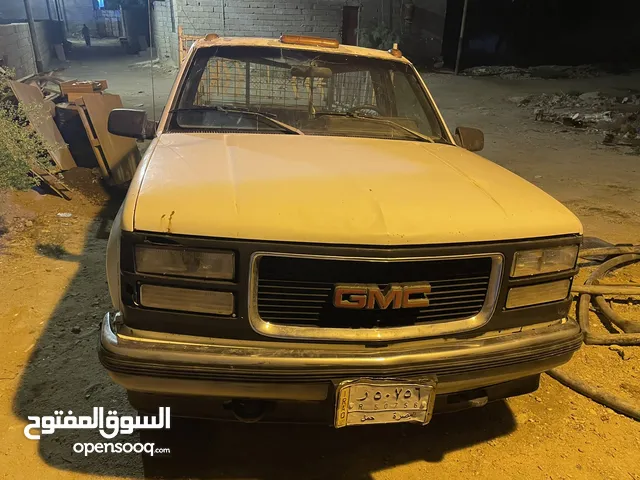 Used GMC Sierra in Basra